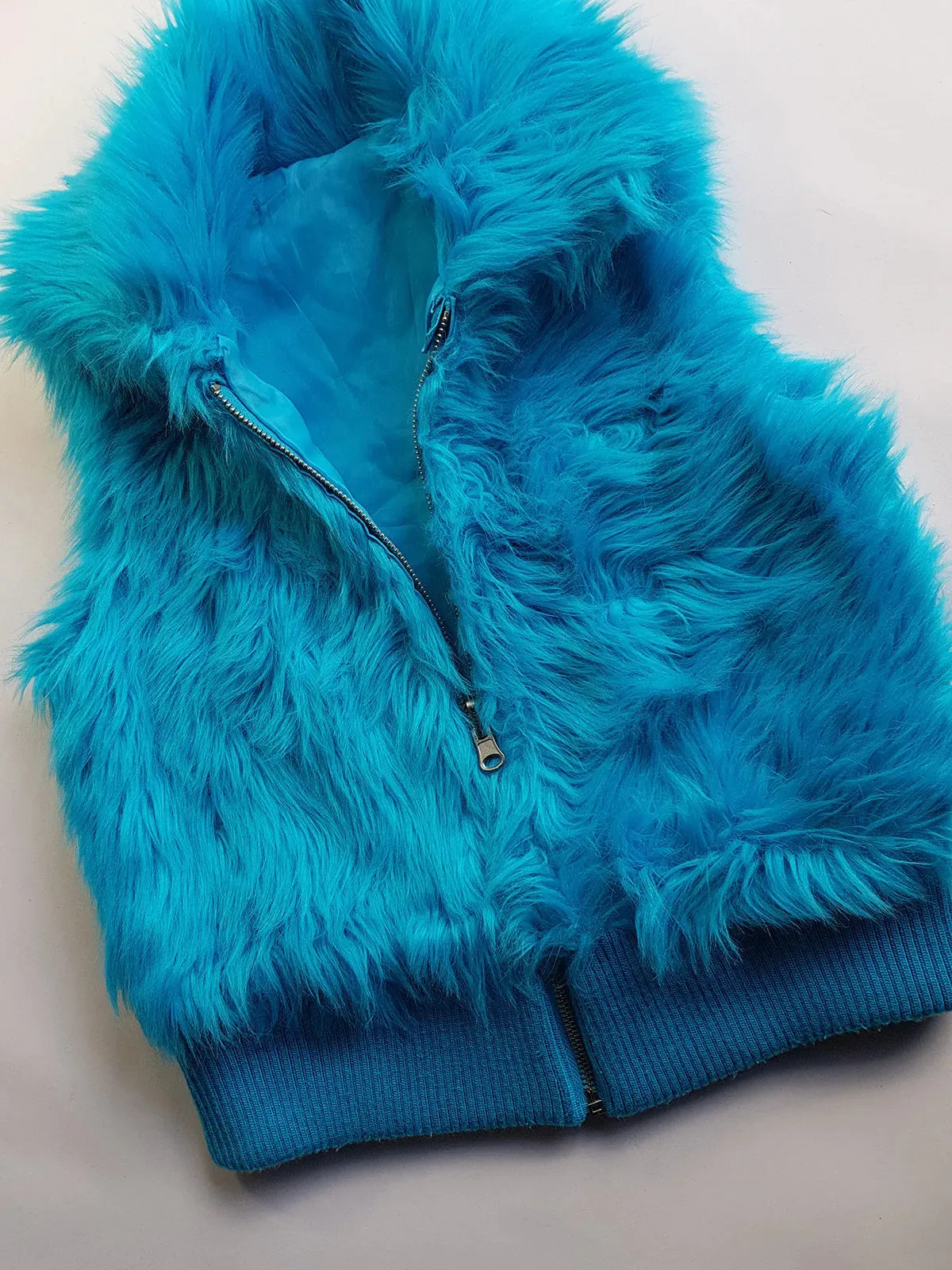 1990s Wild Fun Fur Vest in Electric Blue - Knit Detailing & Super Chunky Metal Zipper & Hardware