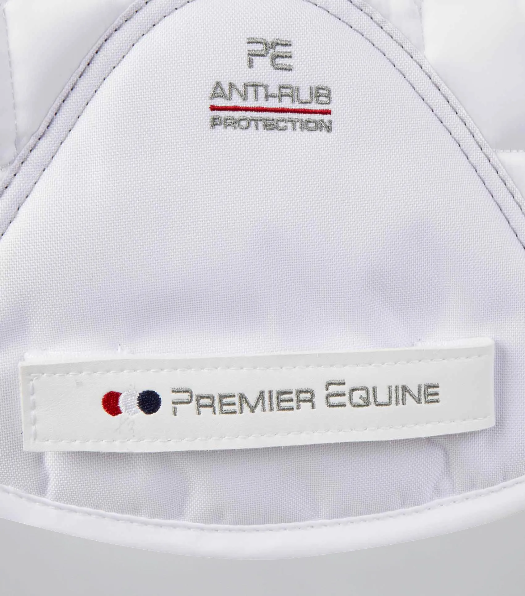 Armada Close Contact Dressage Square White