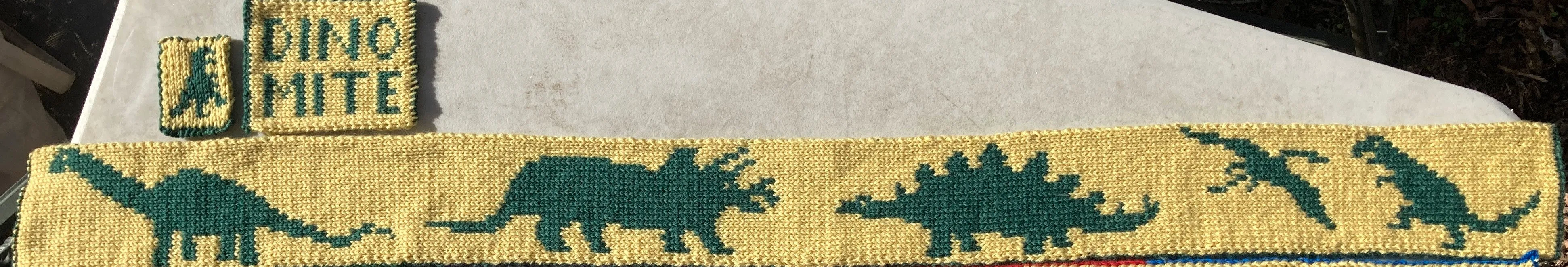 Double Knit Dinosaur Scarf Kit