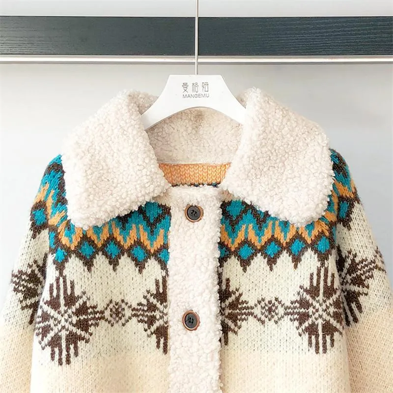 Fluffy Collar Christmas Women's Cardigan: Bold Xmas print for those colder months