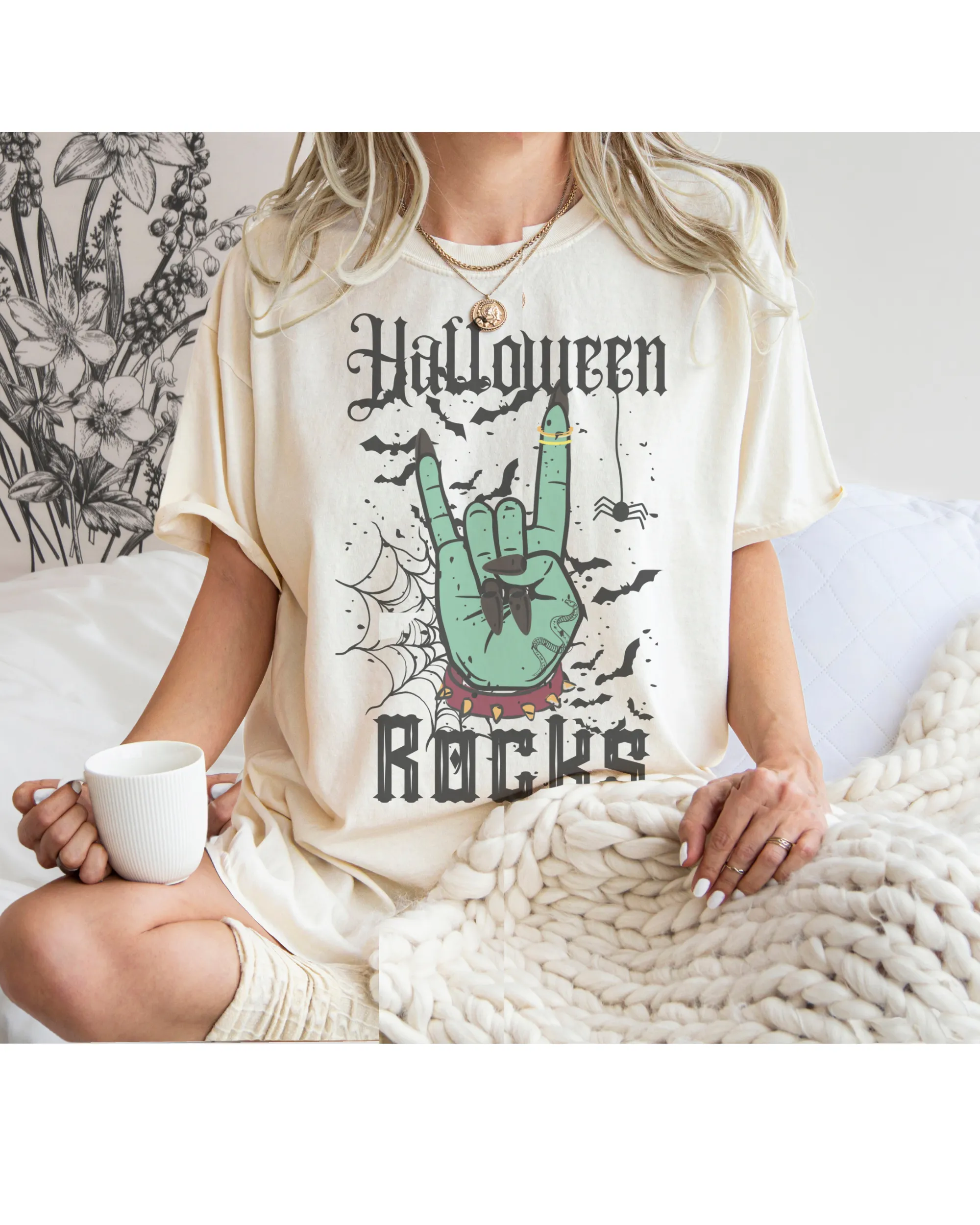 Halloween Rocks Design Comfort Colors® T-Shirt, Women's Retro Funny Design T-Shirt