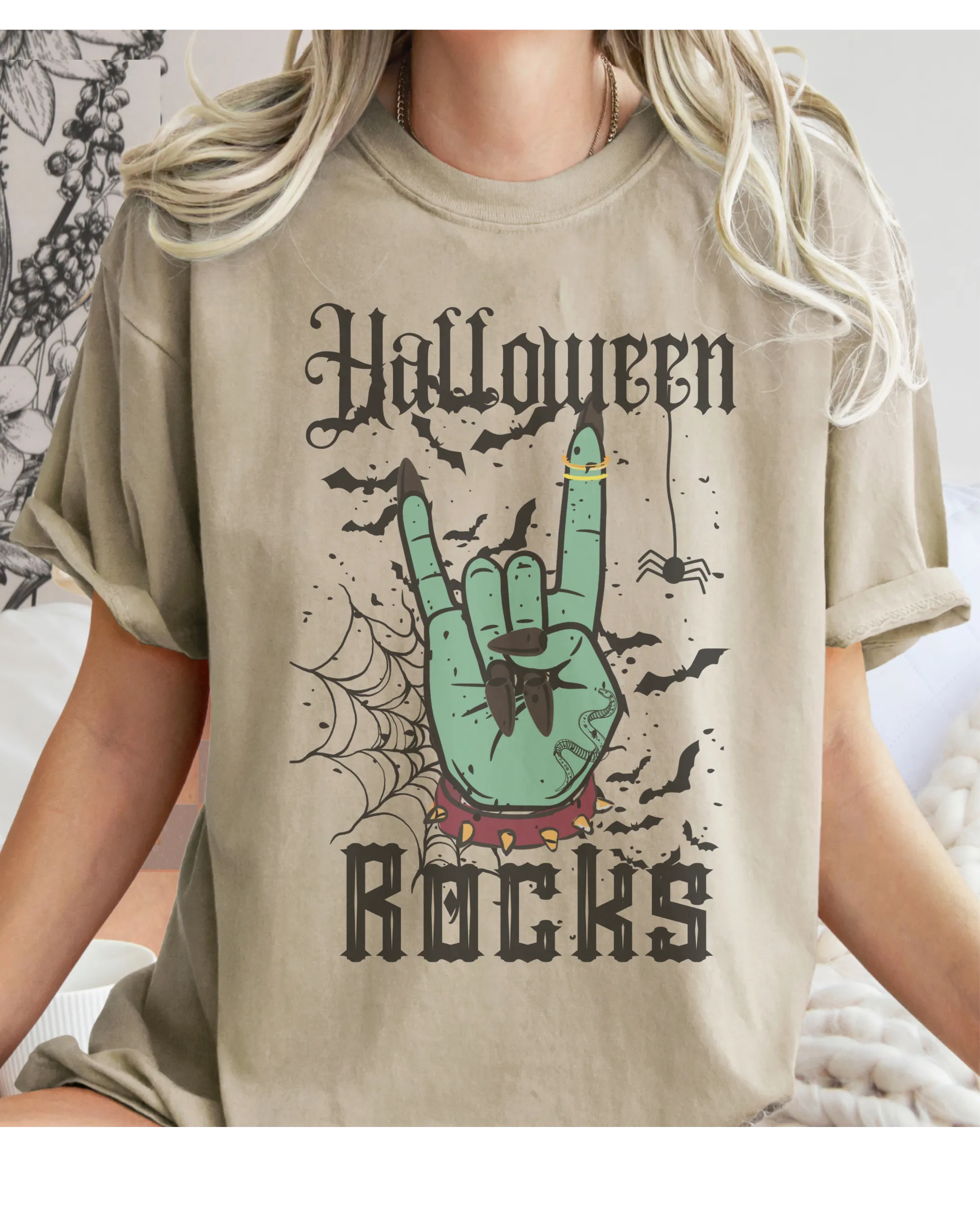 Halloween Rocks Design Comfort Colors® T-Shirt, Women's Retro Funny Design T-Shirt