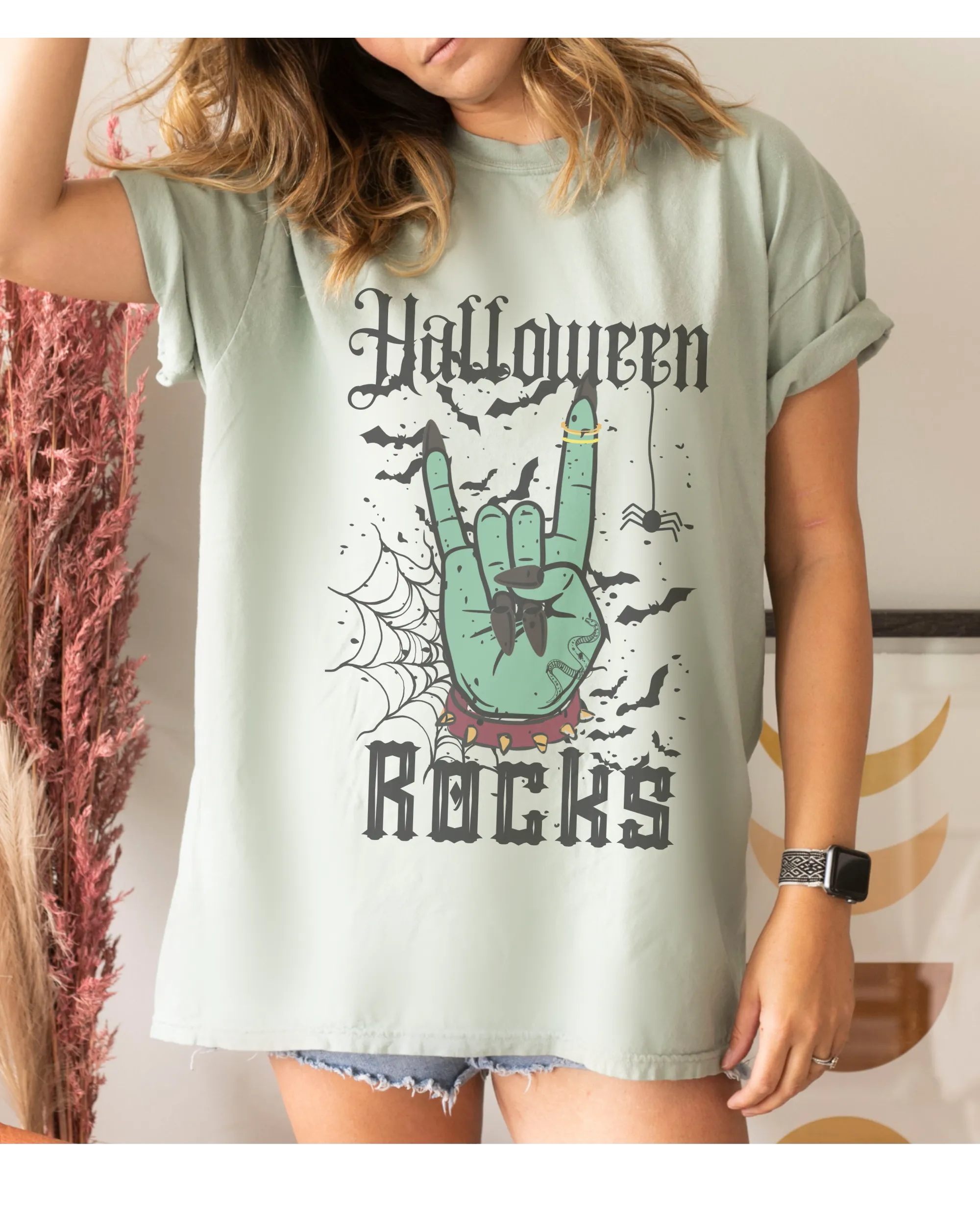 Halloween Rocks Design Comfort Colors® T-Shirt, Women's Retro Funny Design T-Shirt