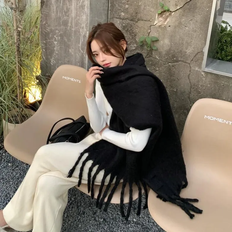 [Korean Style] Acie Chunky Fringed scarf