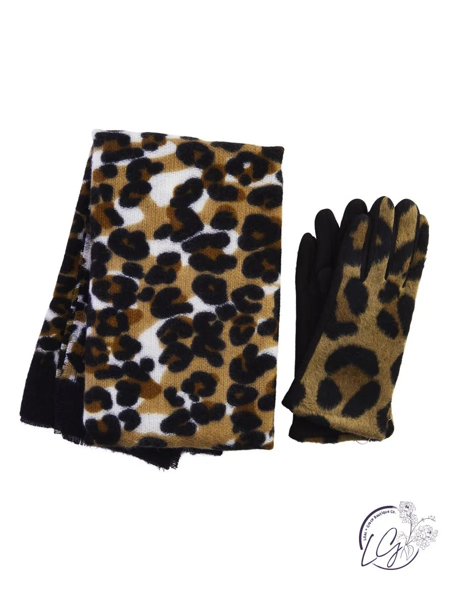 LEOPARD SCARF & GLOVES GIFT SET