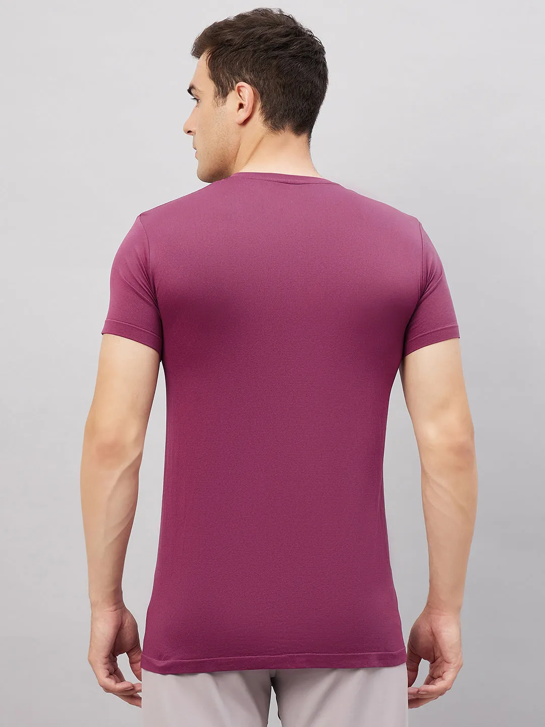 Men's Round Neck Half Sleeves Seamless T-Shirt - Aqua