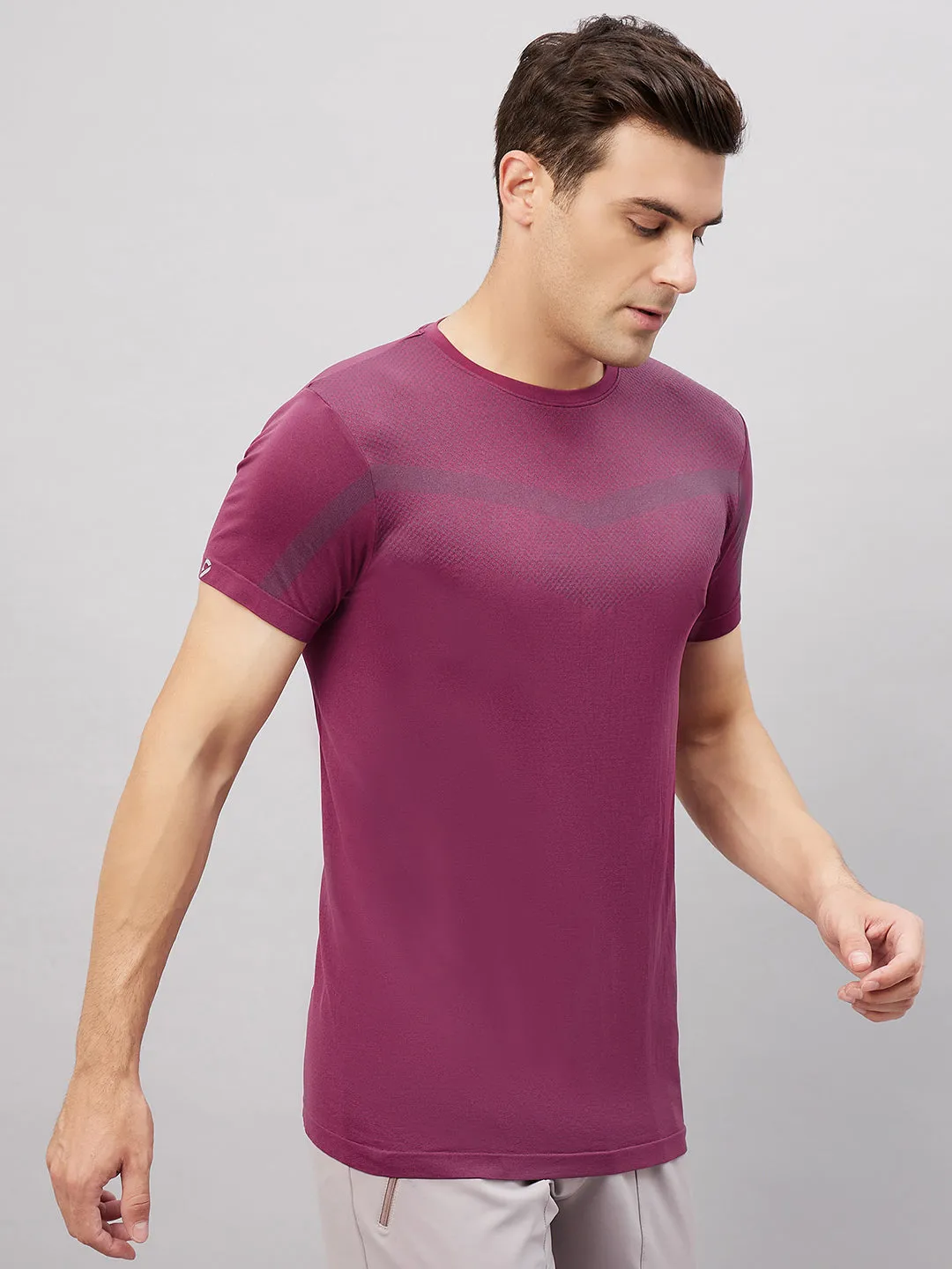 Men's Round Neck Half Sleeves Seamless T-Shirt - Aqua