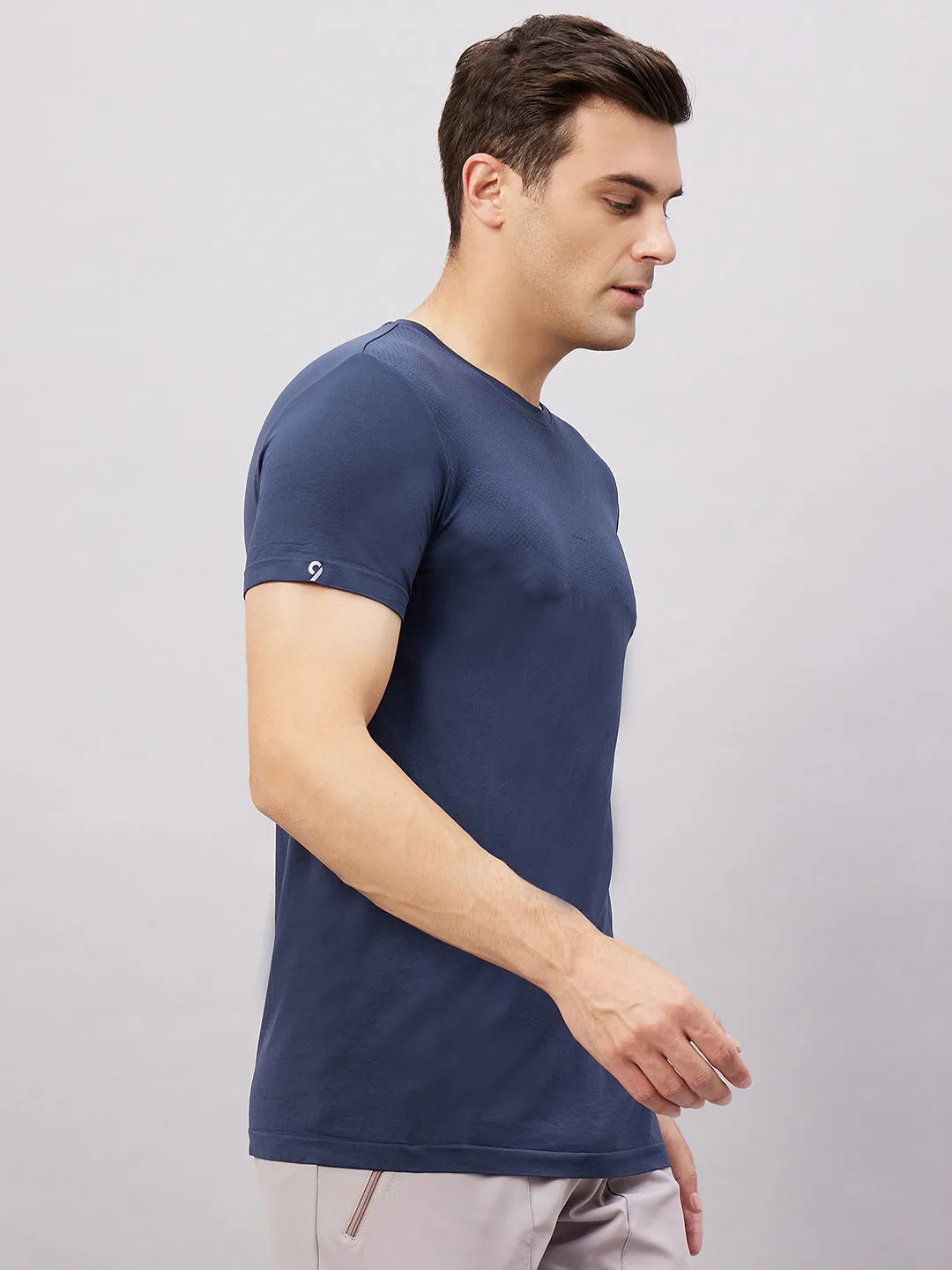 Men's Round Neck Half Sleeves Seamless T-Shirt - Aqua