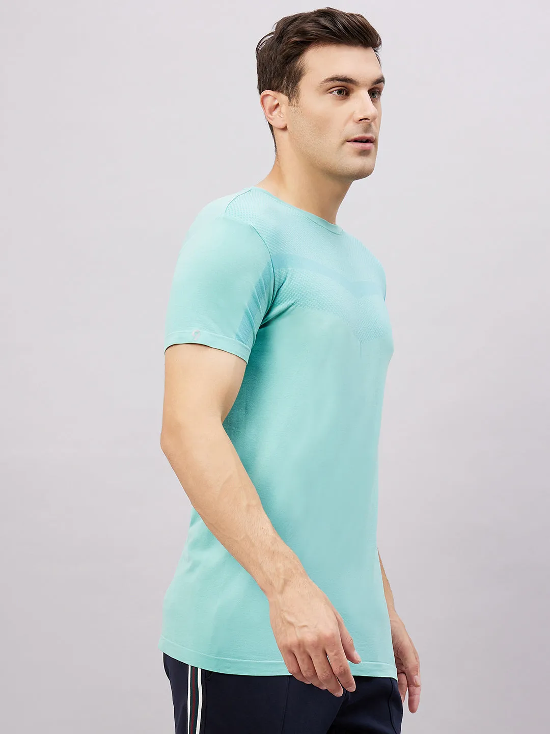 Men's Round Neck Half Sleeves Seamless T-Shirt - Aqua