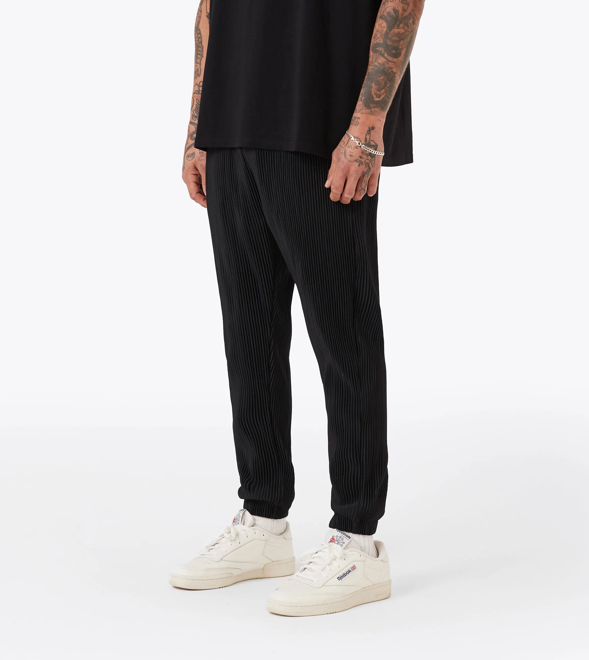 Sureshot Pleated Jogger Black