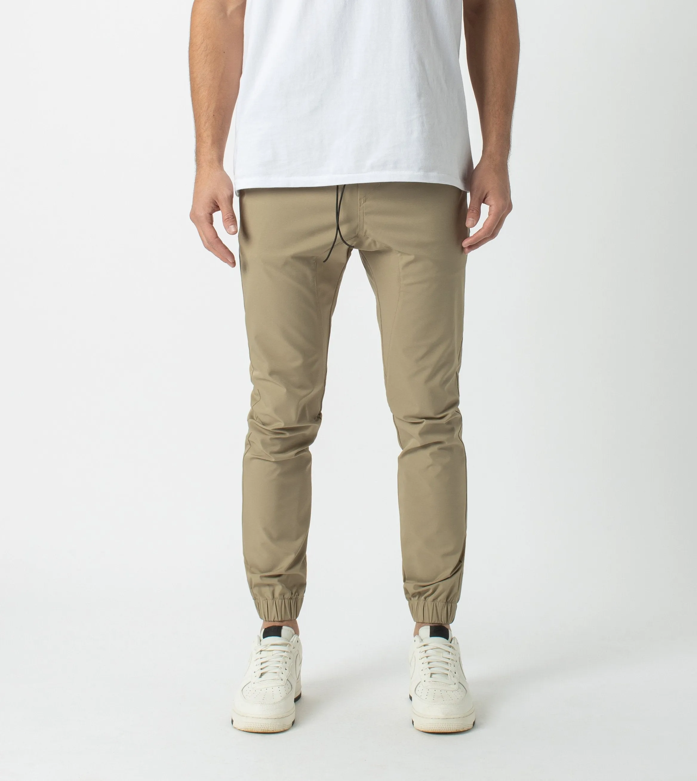 Sureshot Tech Jogger Sand